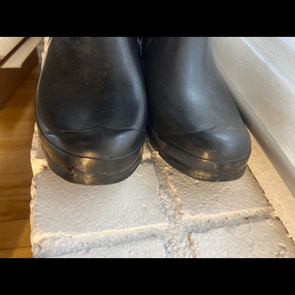 Women’s Hunter Boots - Picture 5 of 9